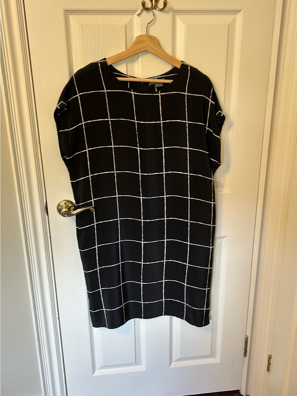 Vince Black silk Grid Print Short Sleeve Shift dress